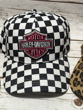 Harley-Davidson Black & White Checkered Cap with Pink Emblem
